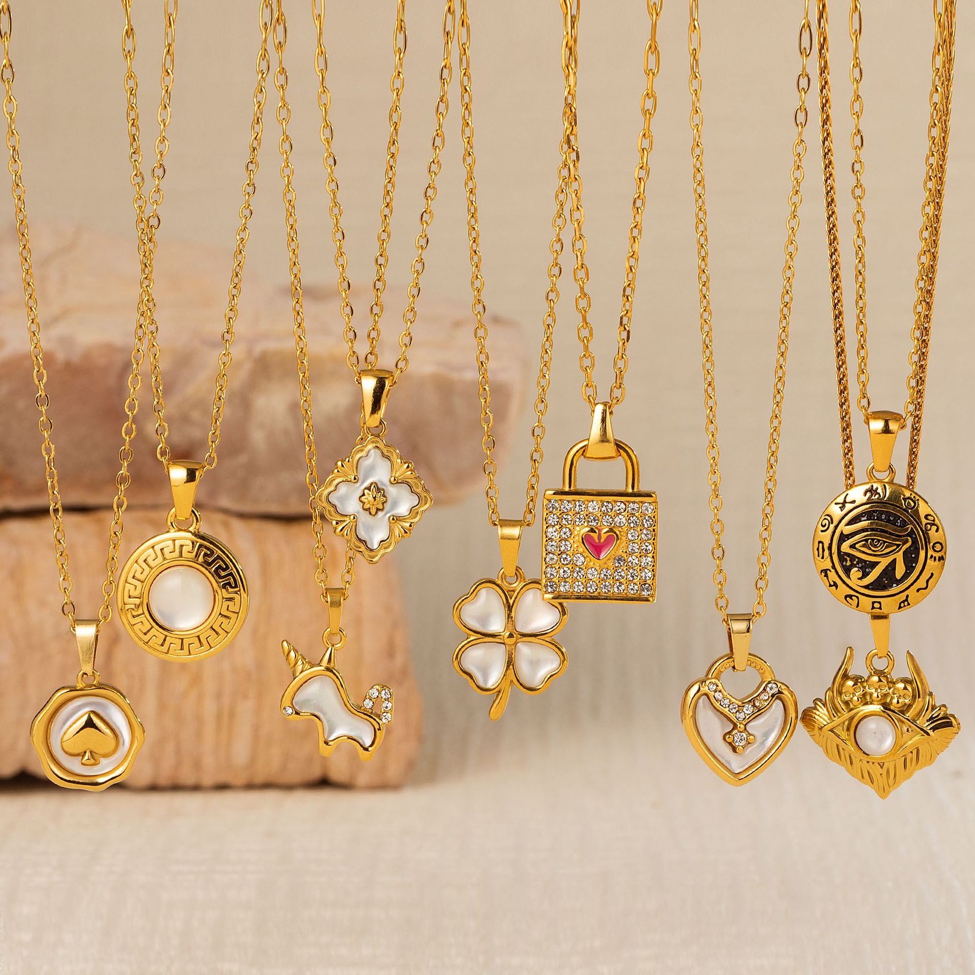 Stainless Steel Necklace Retro Geometric Collarbone-Length Necklace