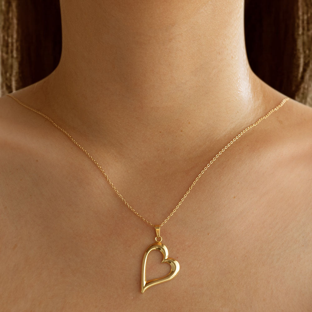 18K Gold-Plated Vintage Titanium Steel Collar Chain Wholesale of Oversized Heart-Shaped Stainless Steel Necklaces