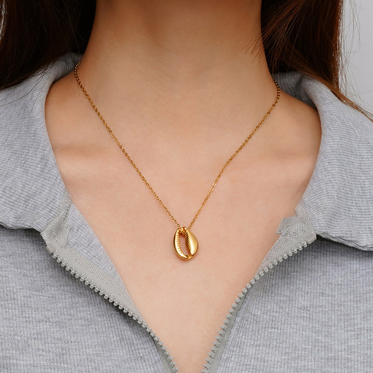 Trendy 18K Gold-Plated Stainless Steel Pendant Necklace for Women