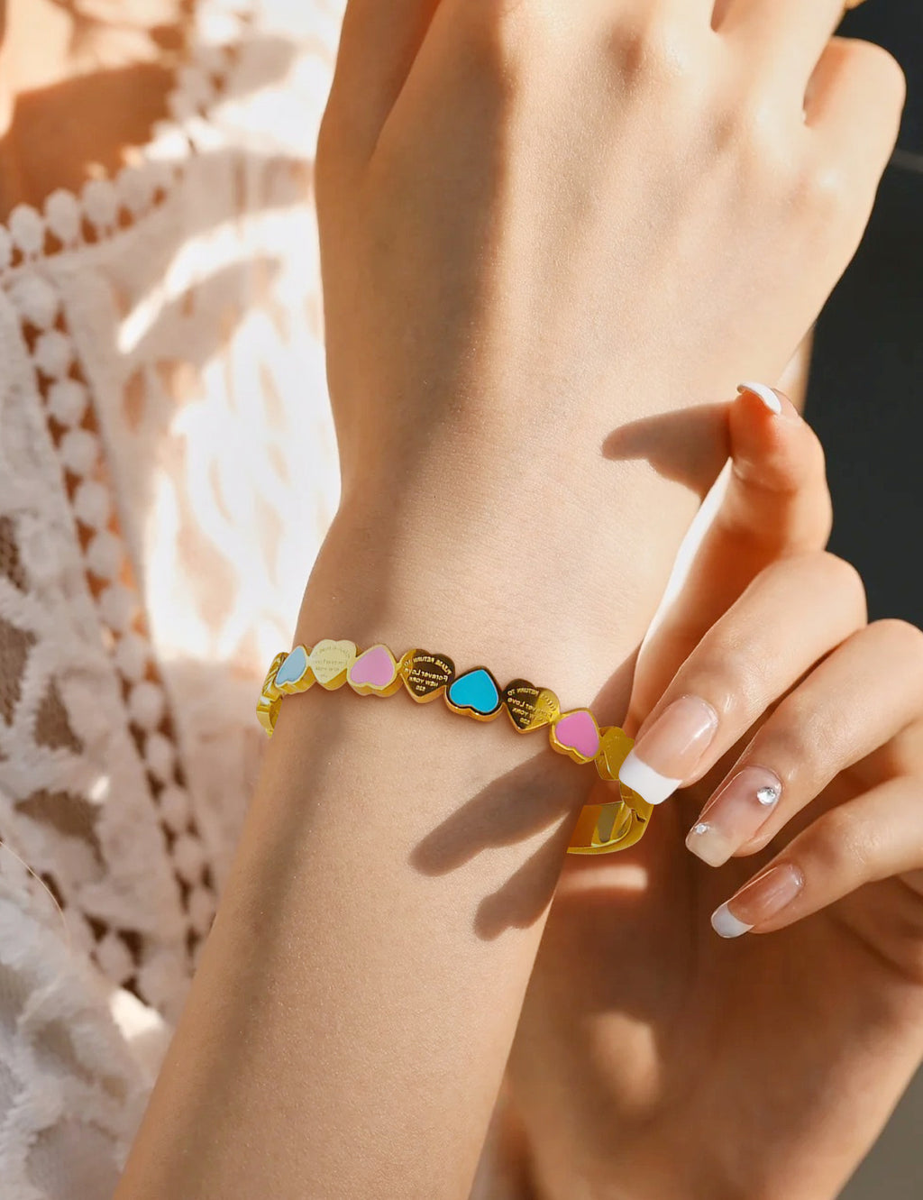 Colorful Heart-Shaped Titanium Steel Bracelet 18K Gold-Plated Minimalist Women's Bracelet