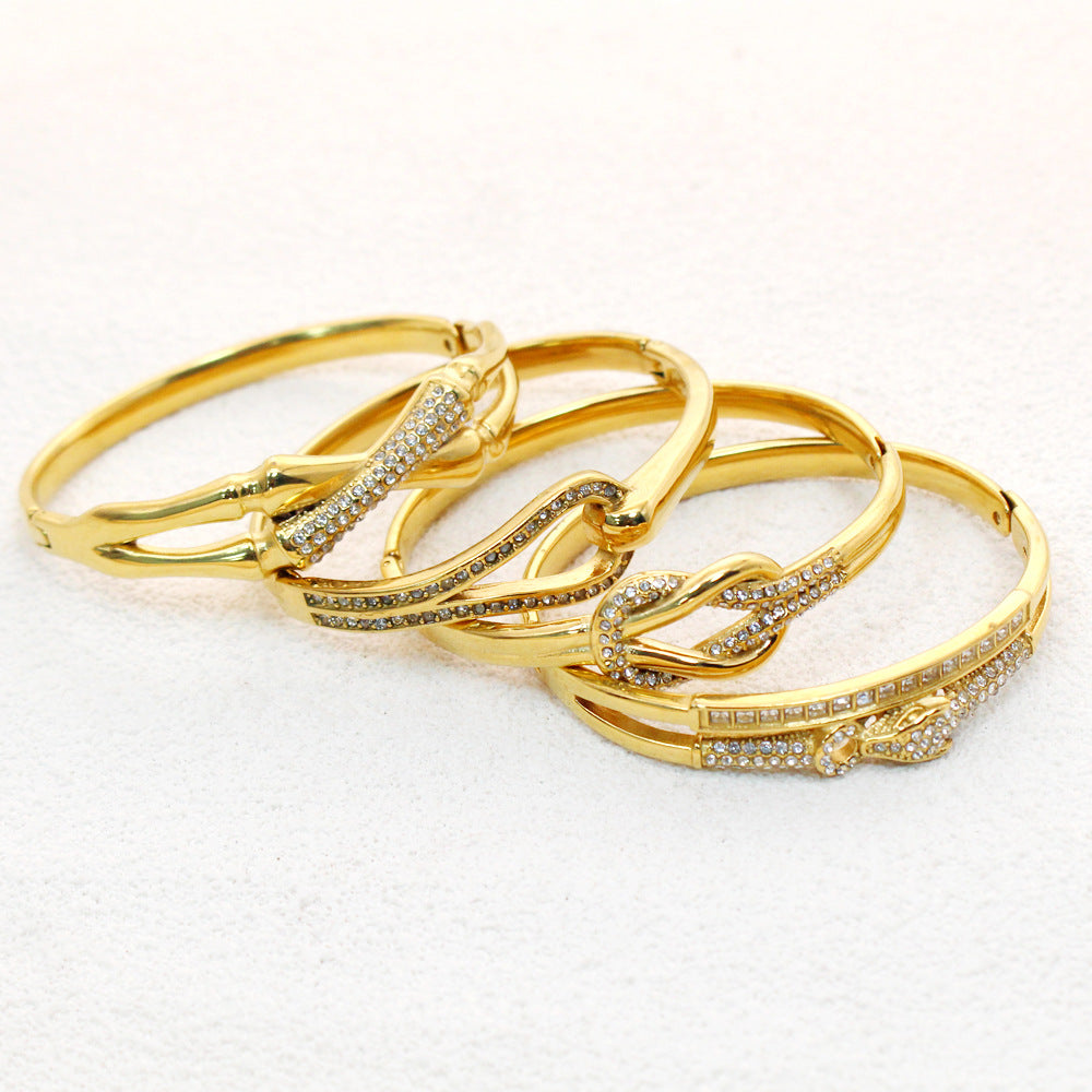 Custom Vintage Diamond-Studded Buckle Bracelet Elegant and Versatile Stainless Steel Bracelet with Gold Plating