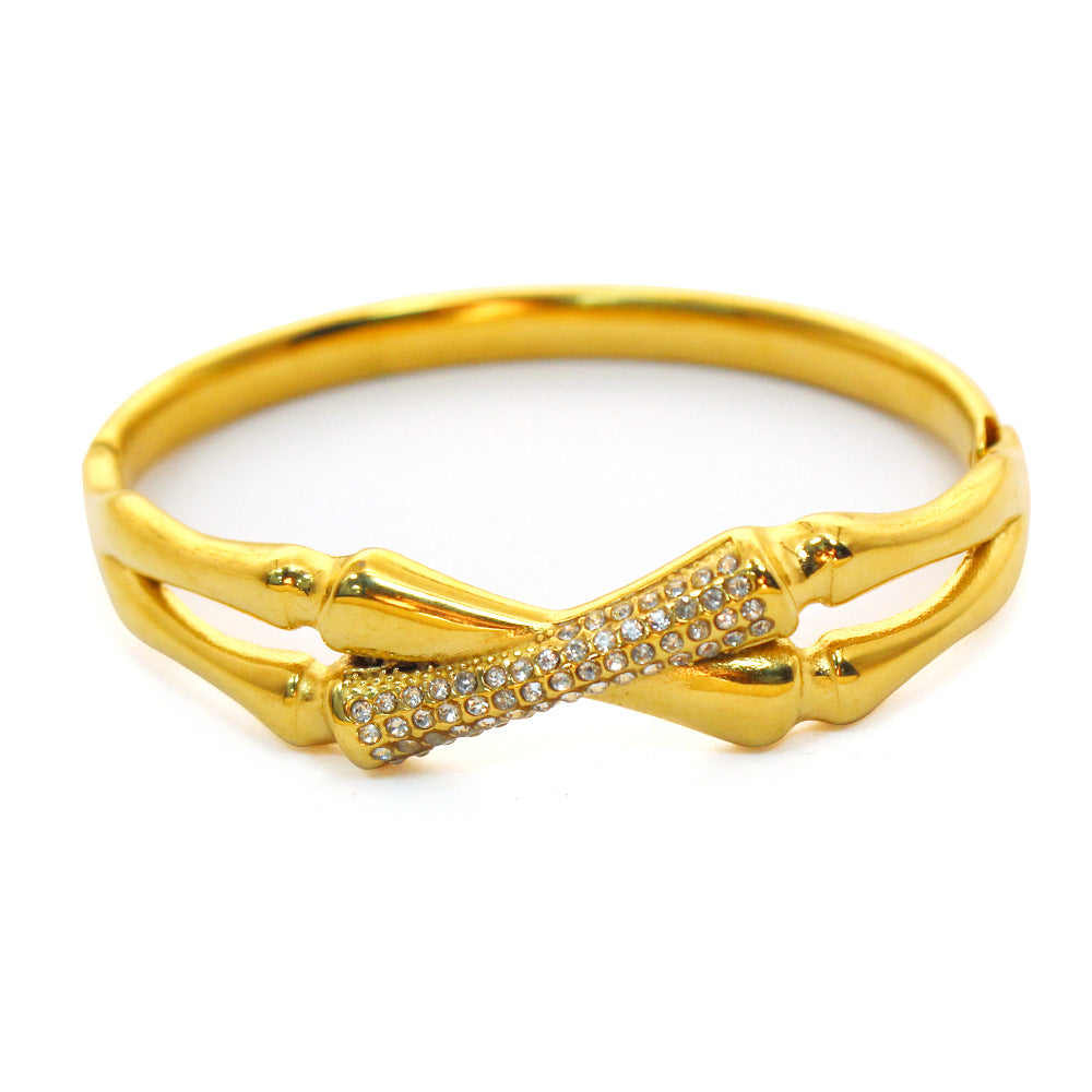 Custom Vintage Diamond-Studded Buckle Bracelet Elegant and Versatile Stainless Steel Bracelet with Gold Plating