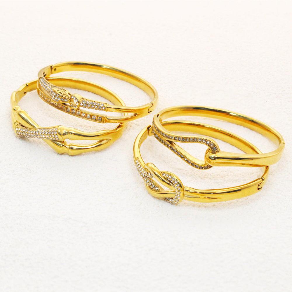 Custom Vintage Diamond-Studded Buckle Bracelet Elegant and Versatile Stainless Steel Bracelet with Gold Plating