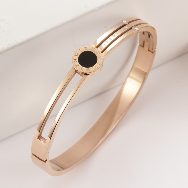 Minimalist Stainless Steel Diamond-Set Bracelet Black Onyx and Shell Diamond-Set 18K Rose Gold Bracelet