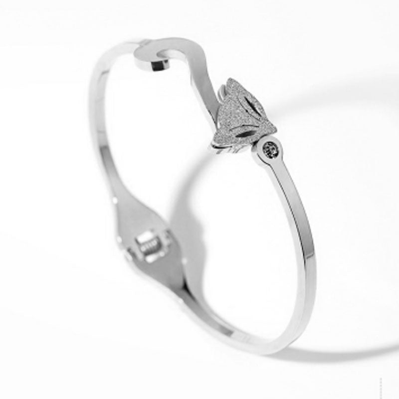 Fox Single-Stone Satin-Finish Titanium Steel Bracelet Open-Ended Stainless Steel Bracelet