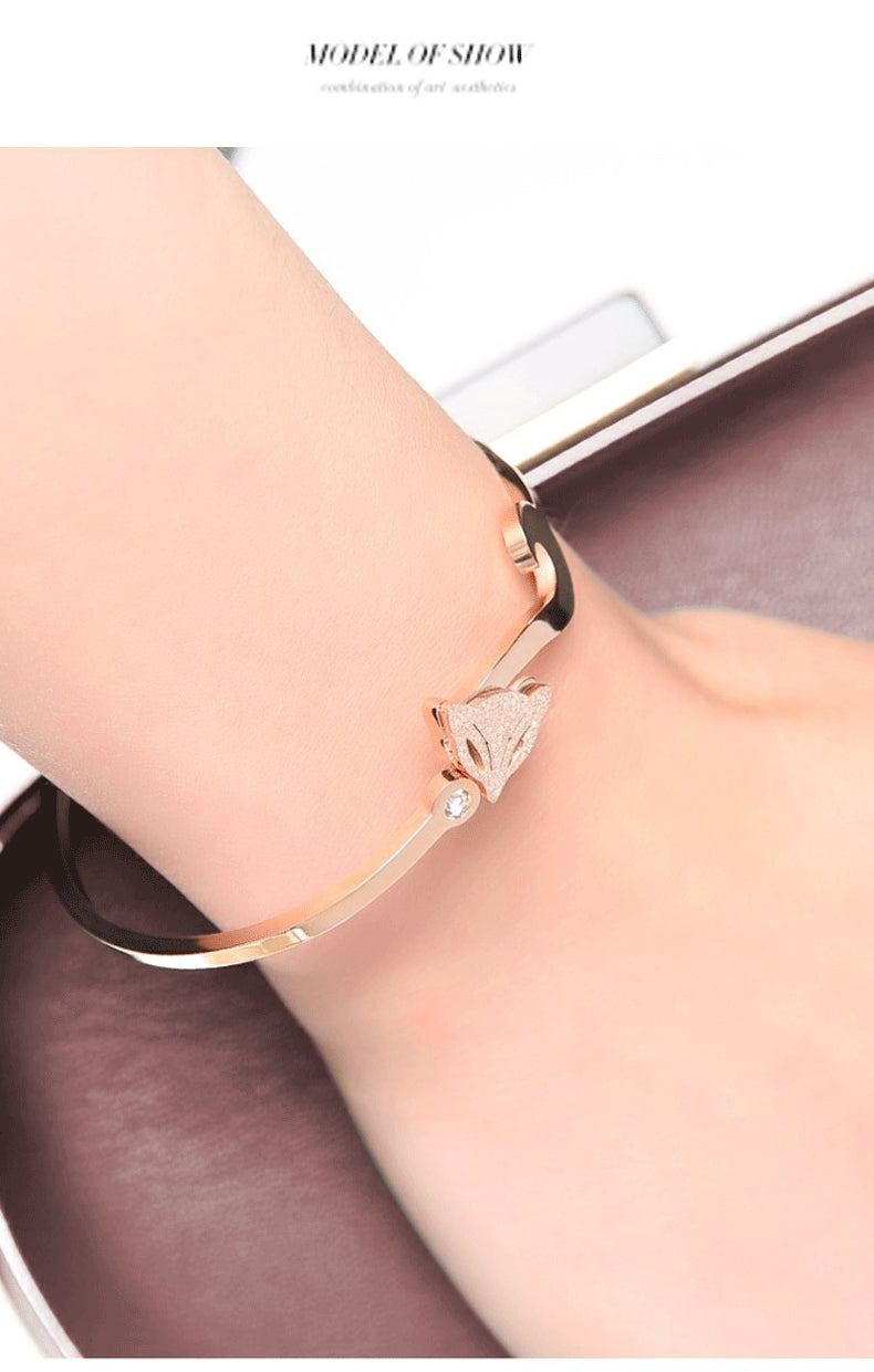 Fox Single-Stone Satin-Finish Titanium Steel Bracelet Open-Ended Stainless Steel Bracelet