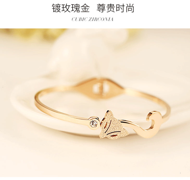 Fox Single-Stone Satin-Finish Titanium Steel Bracelet Open-Ended Stainless Steel Bracelet