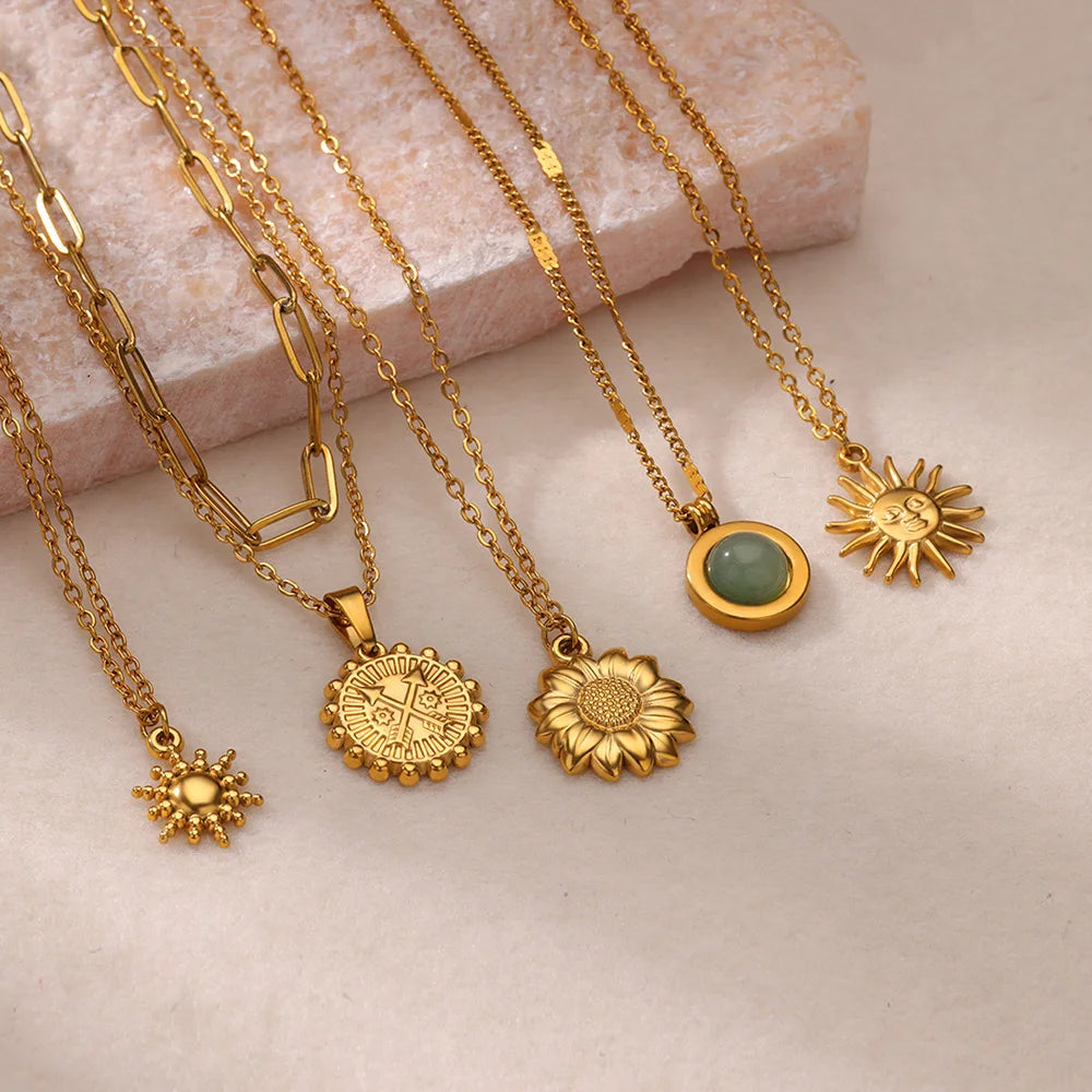 Stainless Steel Geometric Necklace For Women Fashion Sun Sunflower Pendant Clavicle Chain Aesthetic Jewelry