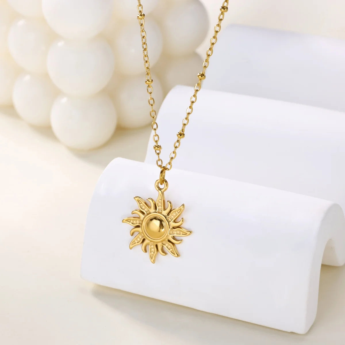 Stainless Steel Geometric Necklace For Women Fashion Sun Sunflower Pendant Clavicle Chain Aesthetic Jewelry