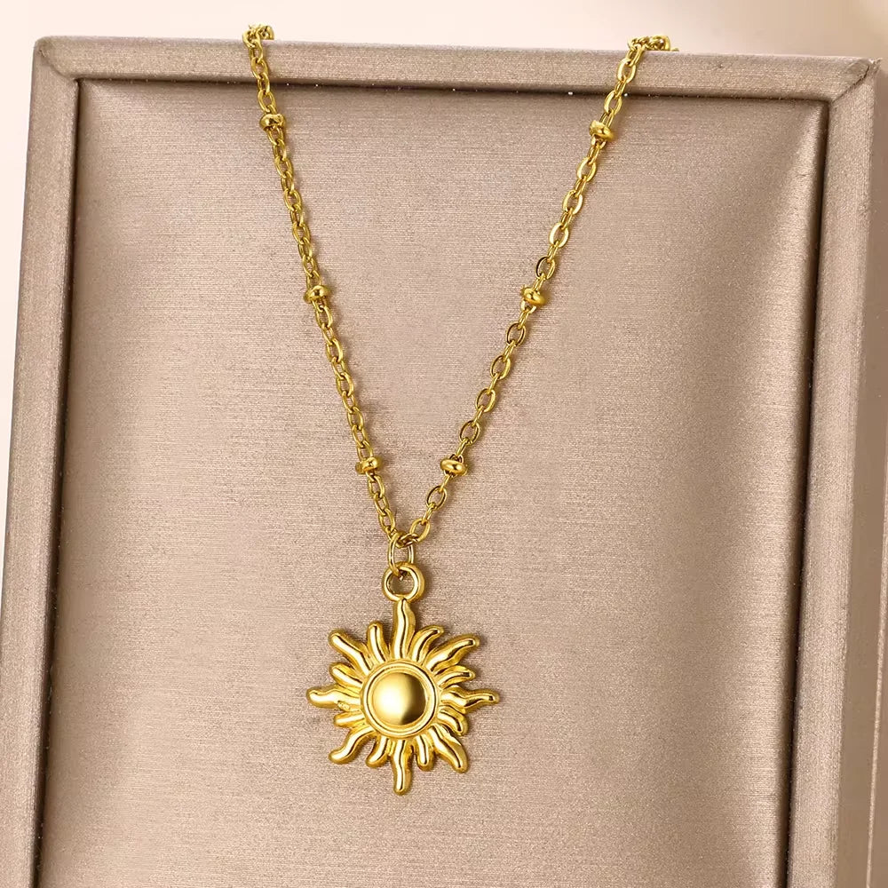 Stainless Steel Geometric Necklace For Women Fashion Sun Sunflower Pendant Clavicle Chain Aesthetic Jewelry