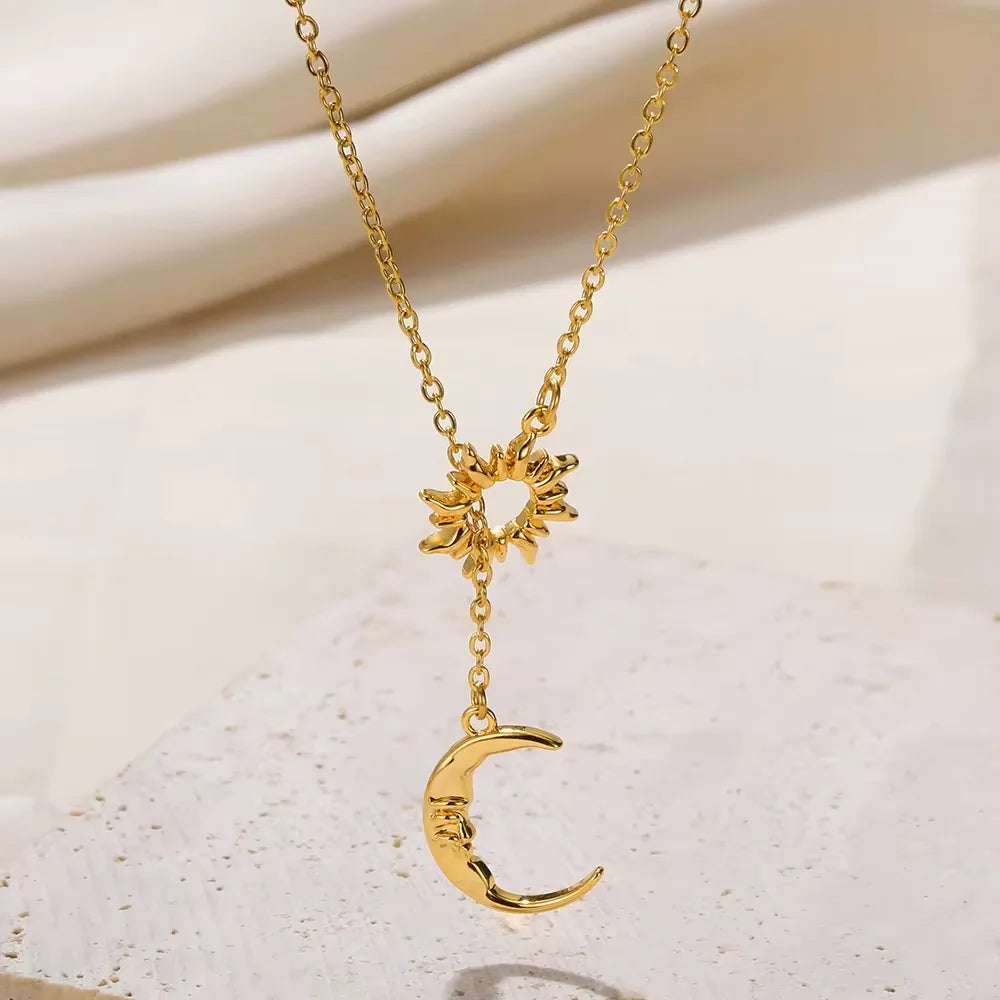 Stainless Steel Geometric Necklace For Women Fashion Sun Sunflower Pendant Clavicle Chain Aesthetic Jewelry