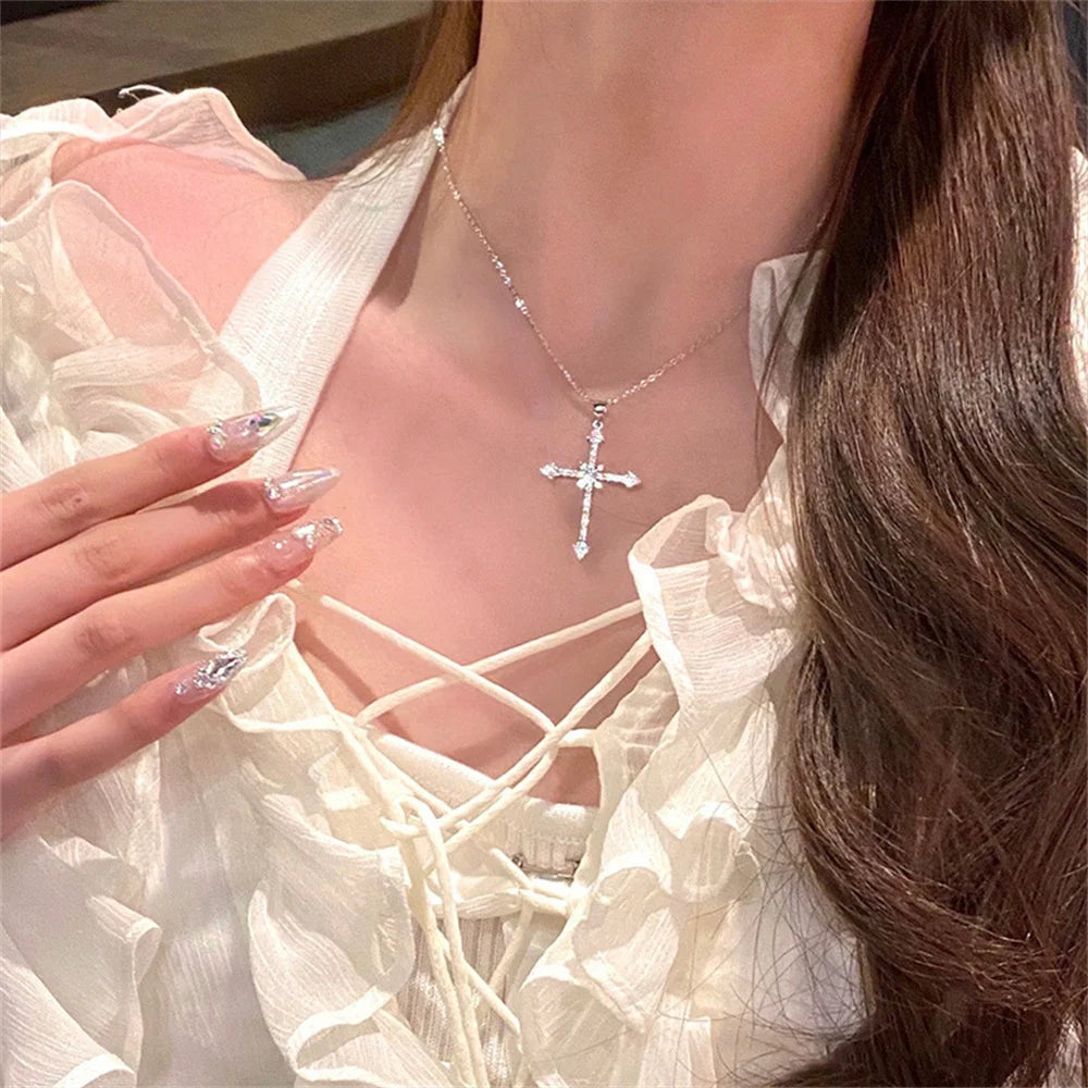 Elegant Crystal Cross Pendant Necklace Silver Color Star Ladies Necklace Fashion Party Jewelry