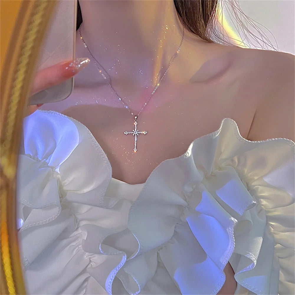 Elegant Crystal Cross Pendant Necklace Silver Color Star Ladies Necklace Fashion Party Jewelry