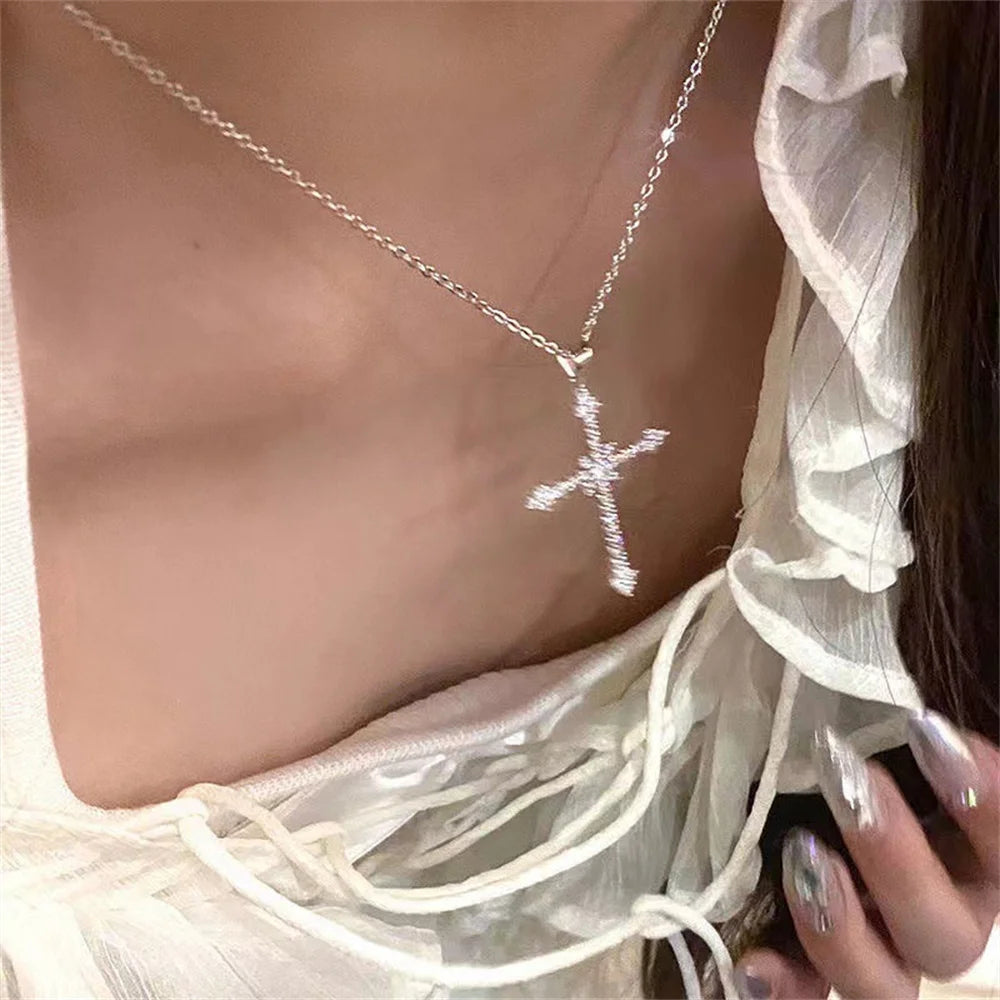 Elegant Crystal Cross Pendant Necklace Silver Color Star Ladies Necklace Fashion Party Jewelry