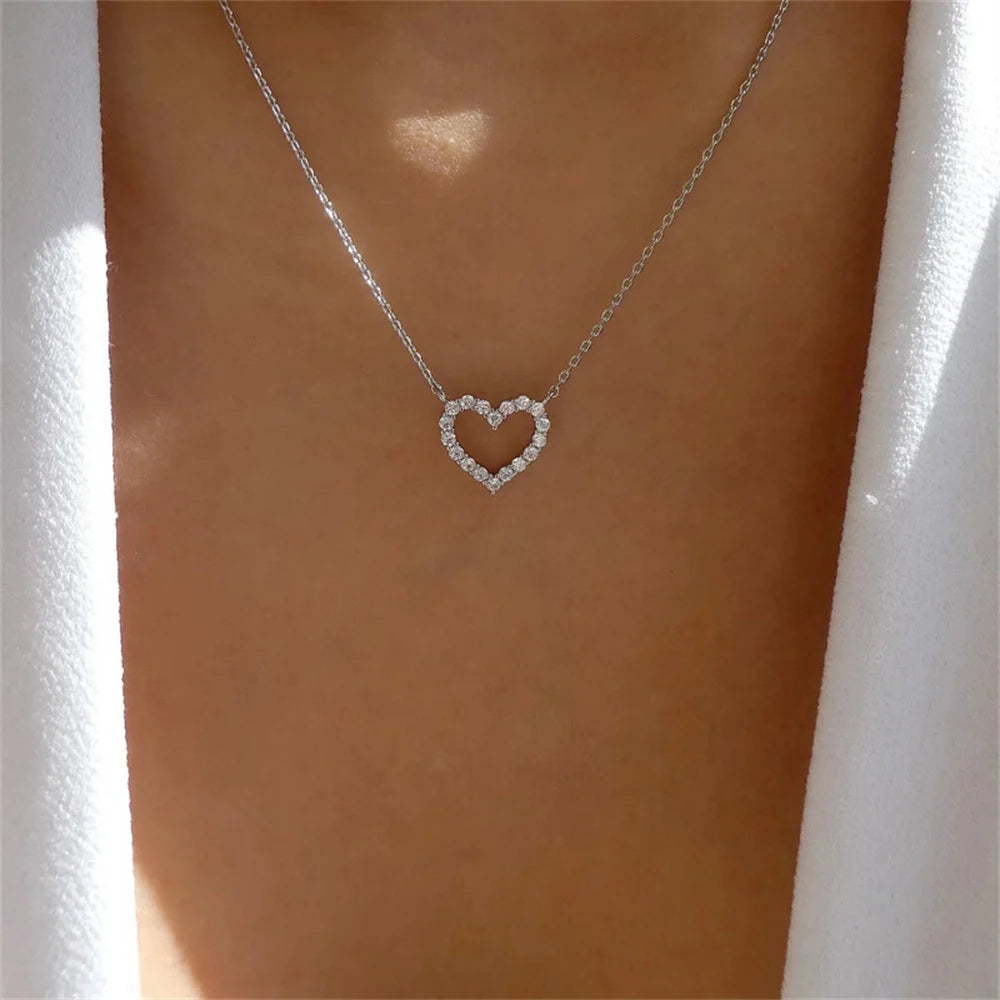 Kpop Crystal Hollow Love Pendant Necklace Romantic Zircon Simple Necklace For Women Trendy Jewelry