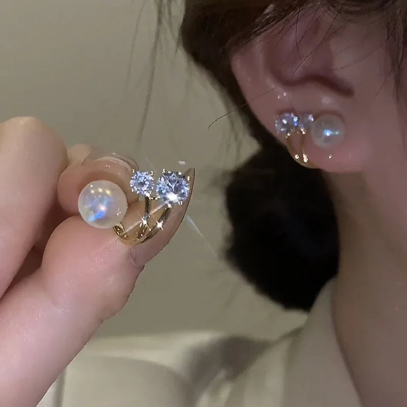 Korean Earing Pearl Claw Ear Hook Clip Earrings for Women Gold Color Zircon Crystal Earrings