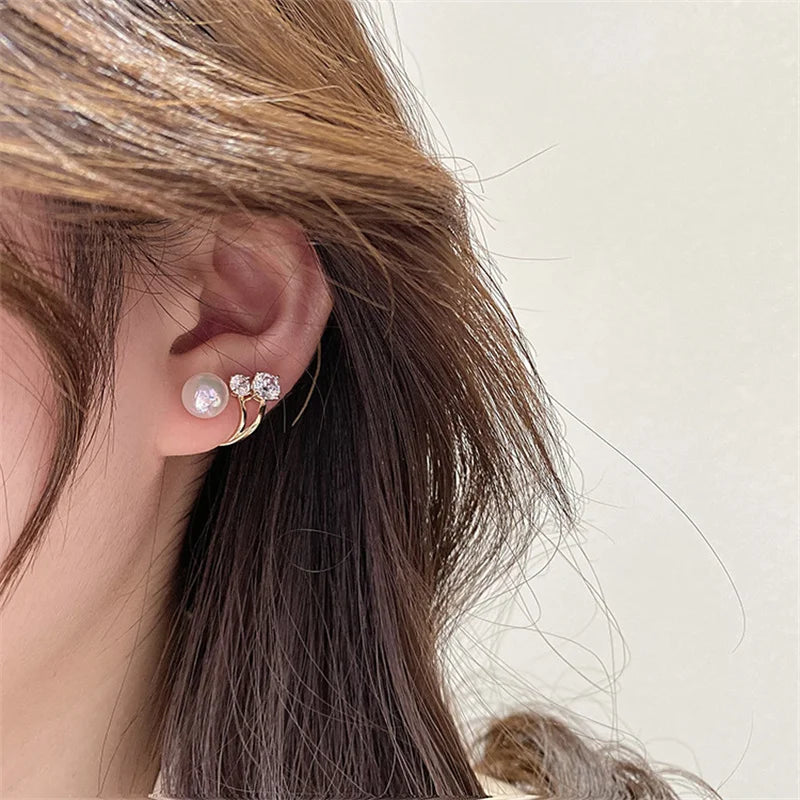 Korean Earing Pearl Claw Ear Hook Clip Earrings for Women Gold Color Zircon Crystal Earrings