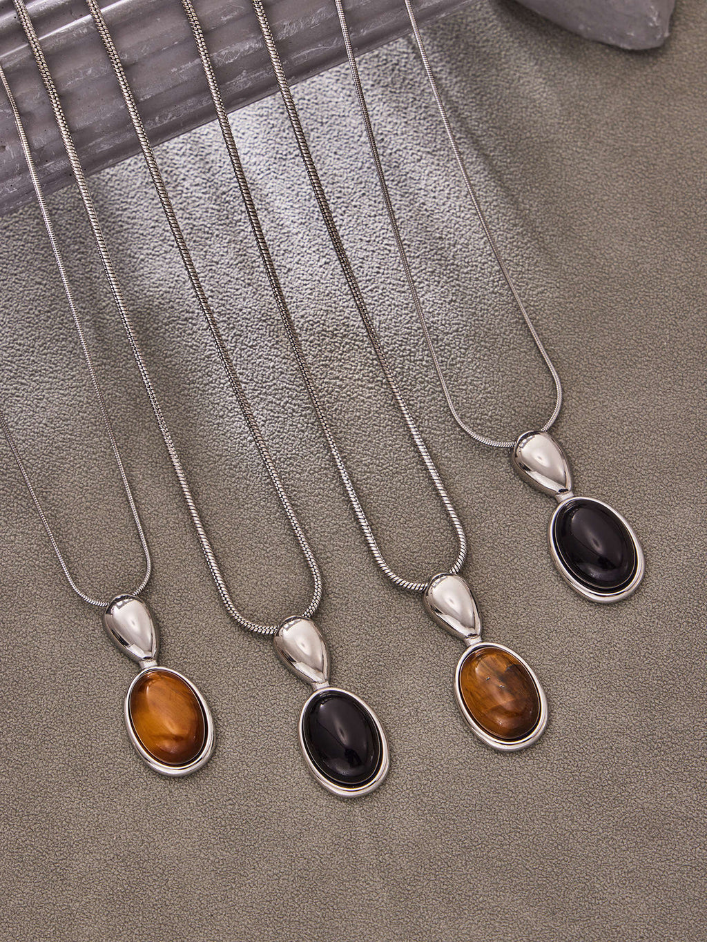 Fashionable New Arrival Natural Agate tiger Eye Pendant Long Necklace Simple Design Stainless Steel 18K Gold Plated Chain
