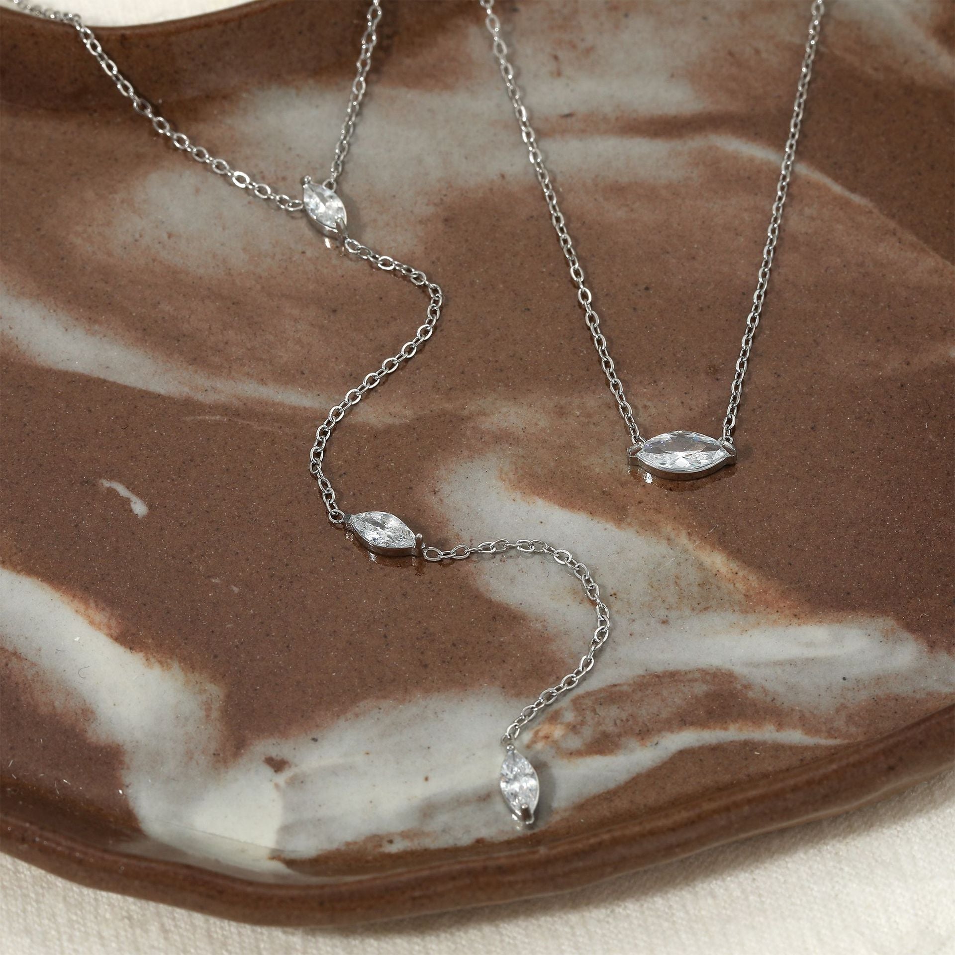 Stainless Steel Classic Zircon 18K Gold Plated Link Chain Pendant Necklace for Wedding & Anniversary Gift