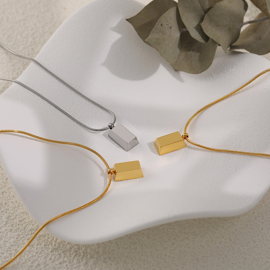 18K Gold Plated Stainless Steel Rope Chain Waterproof Rectangle Pendant Choker Necklace for Women Trendy Anniversary Party