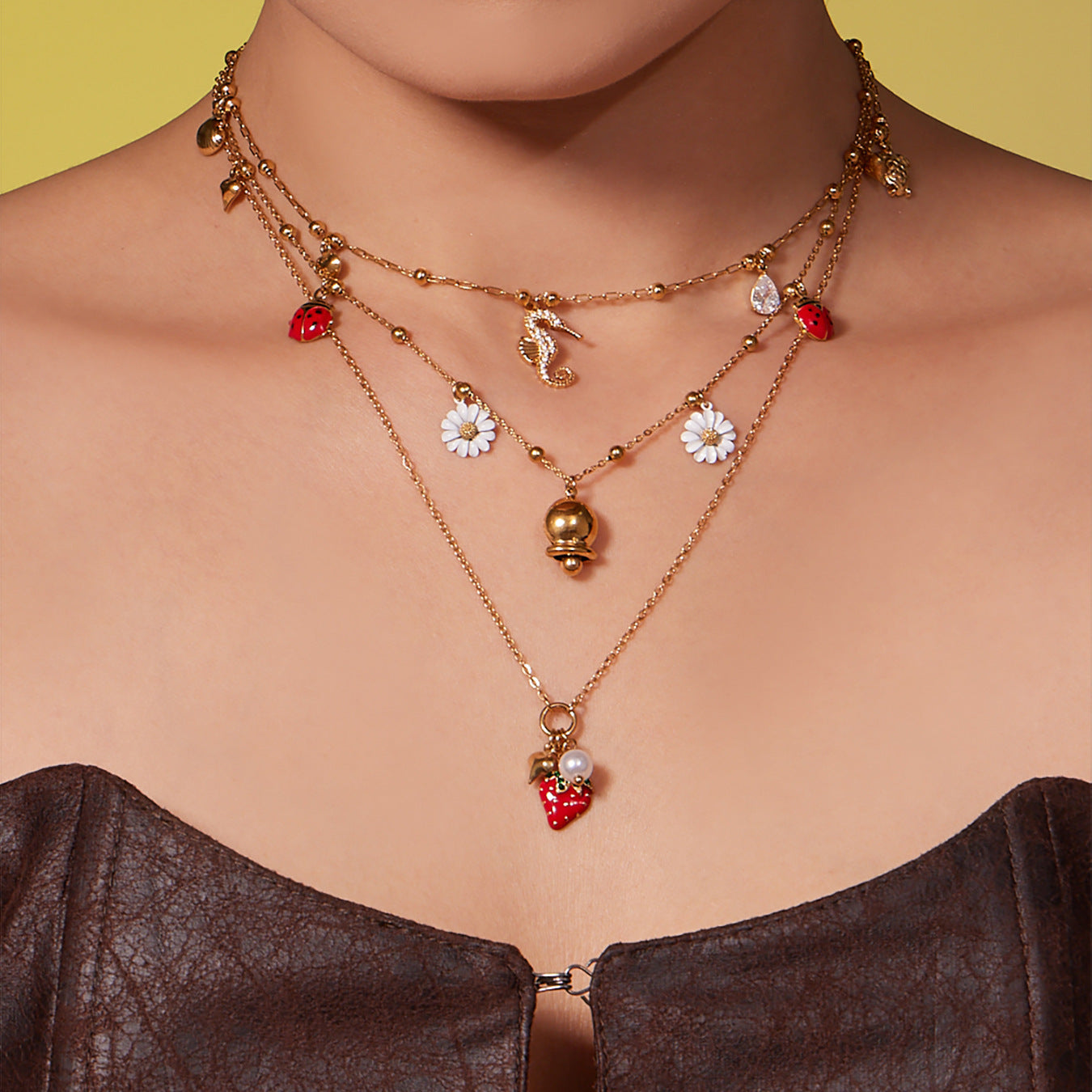 Customizable 18K Gold Plated Stainless Steel Crown Shape Trendy Unisex Women's Charm Necklace with Zircon Resin Party Gift