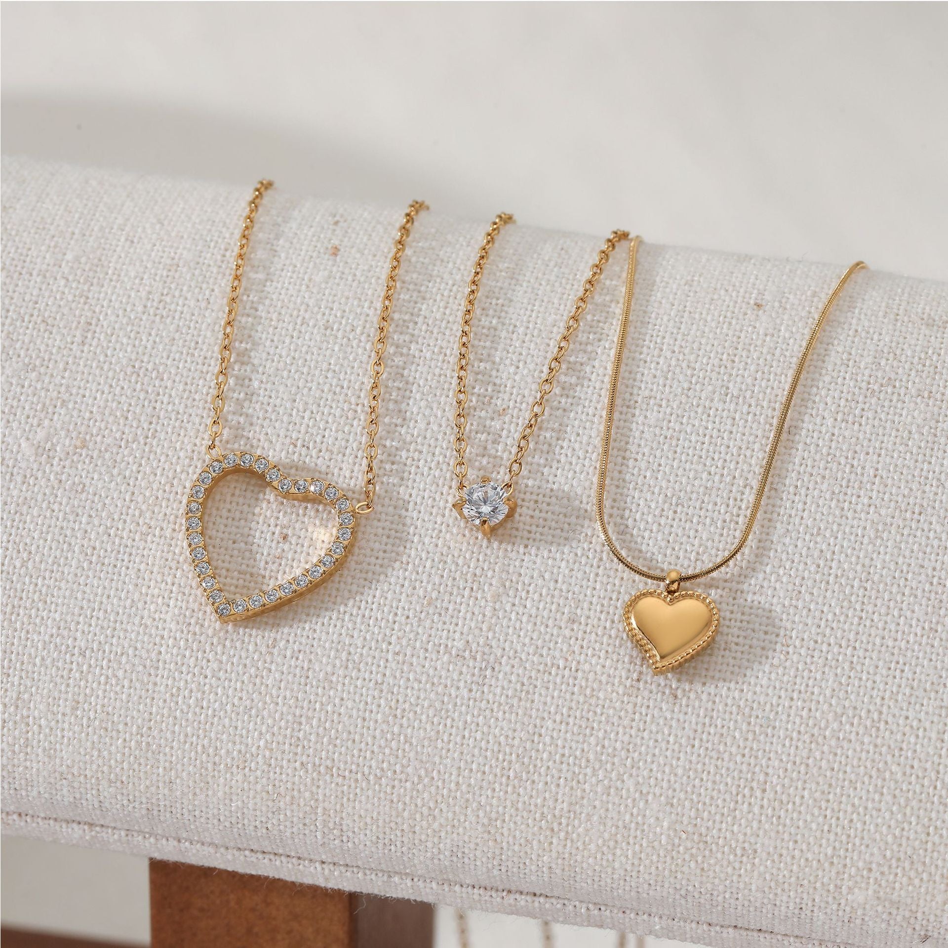 Shining Zircon Heart Pendant Necklace Stainless Steel 18K Gold Plated Link Chain Micro Setting Fashion Jewelry Necklace for Gift