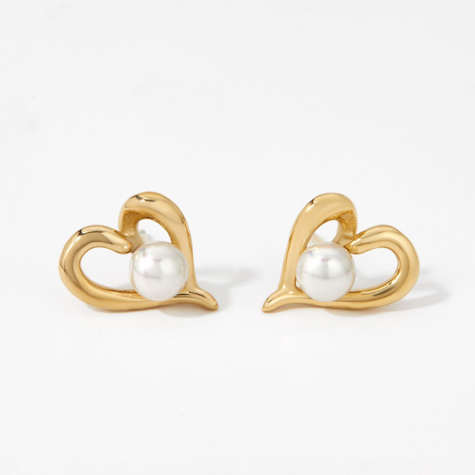 Stainless Steel Imitation Pearl Heart Stud Earrings 18K Gold Plated Bezel Setting Trendy Women's Jewelry for Party
