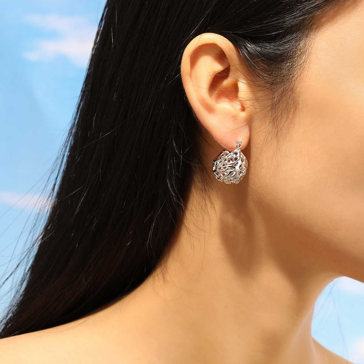 18K Gold Plated Waterproof Stainless Steel Hoop Earrings Peace Design Trendy Hollow Design for Unisex Wholesale Customization