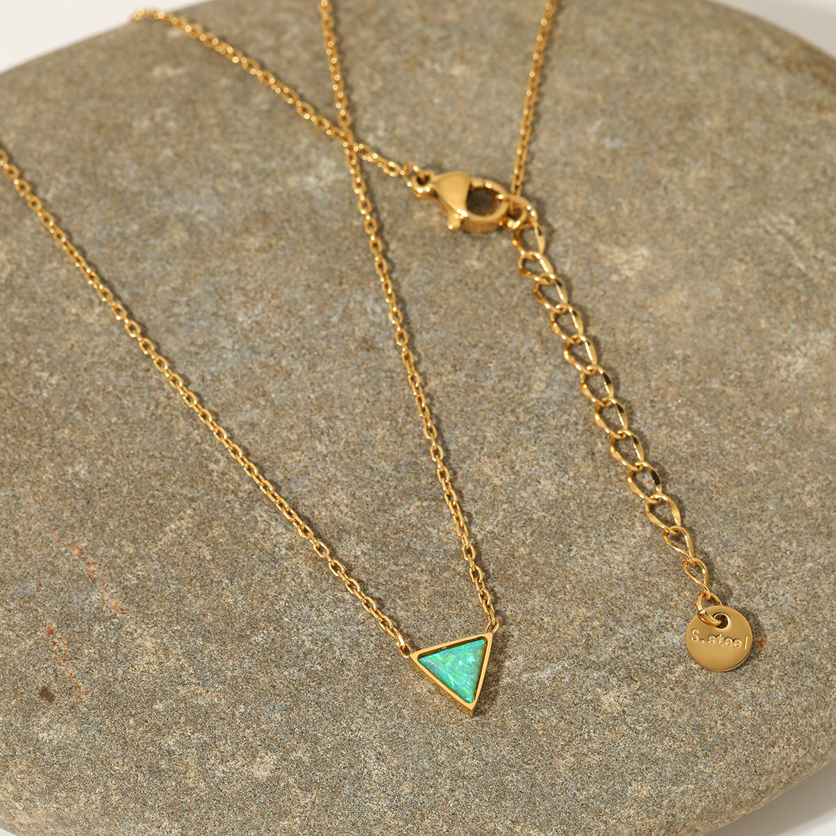 Wholesale Stainless Steel 18k Gold Plated Triangle Opal Stone Pendant Necklaces Fashion Jewelry for Women