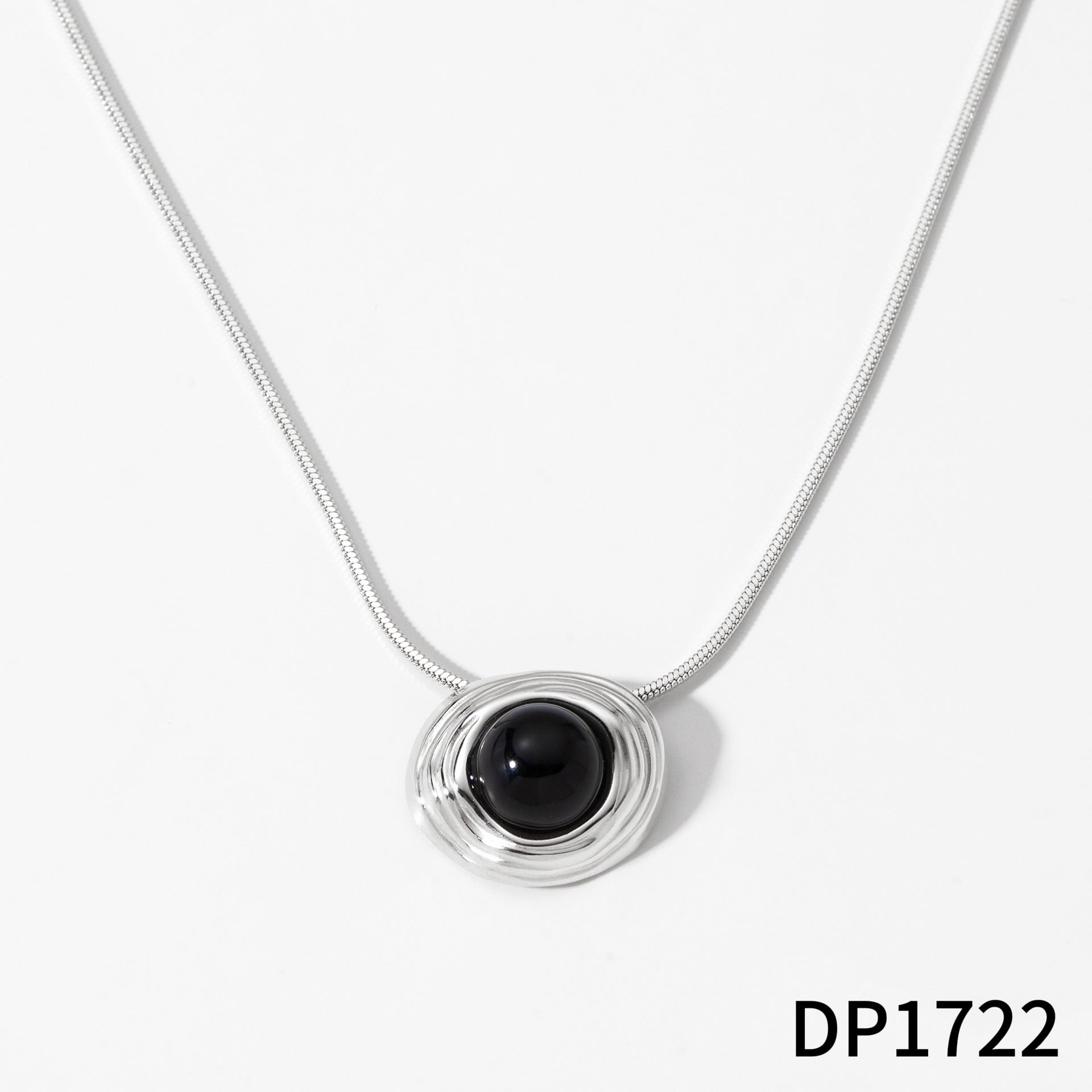 Customizable 18K PVD Gold Plated Round Rope Chain with Black Agate Pendant Tiara Crown Geometric Link Necklace for Parties