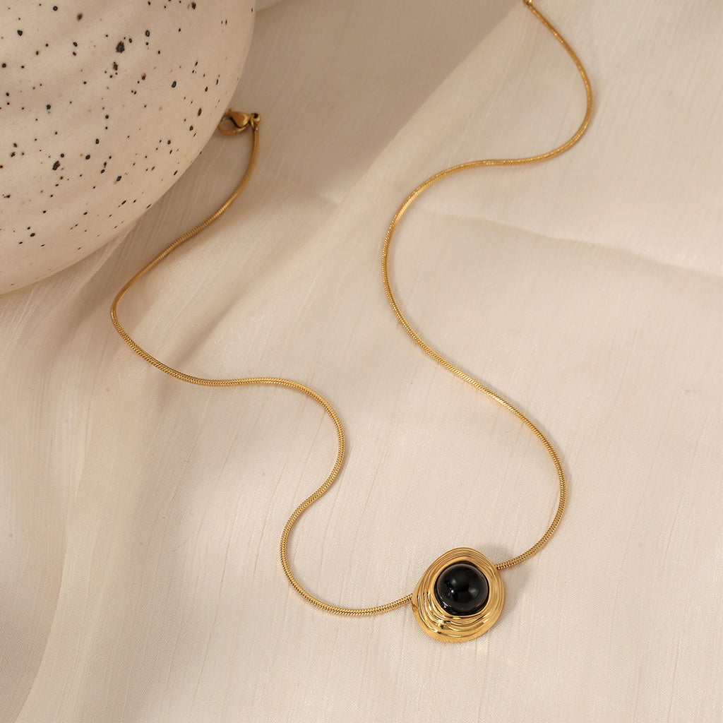 Customizable 18K PVD Gold Plated Round Rope Chain with Black Agate Pendant Tiara Crown Geometric Link Necklace for Parties
