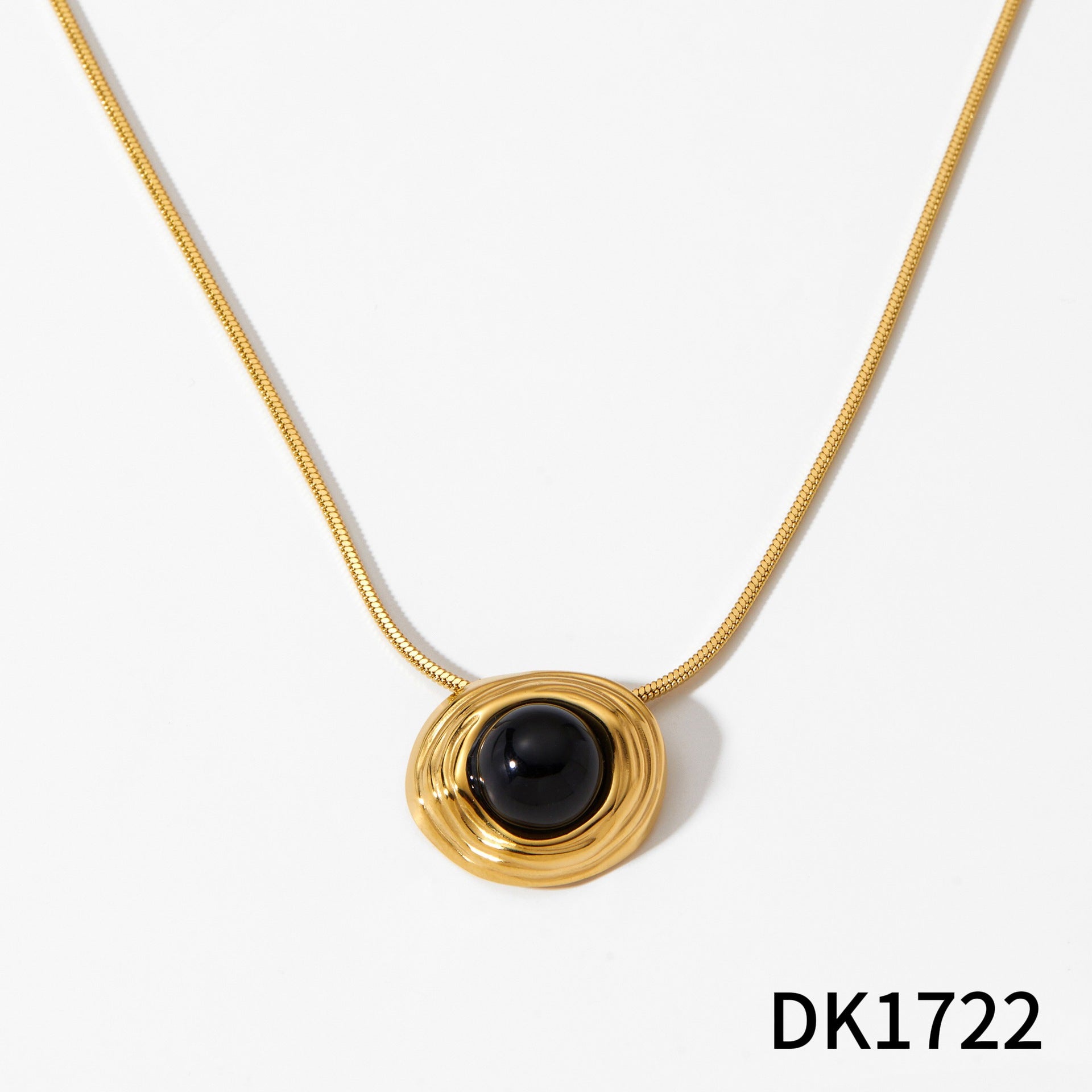 Customizable 18K PVD Gold Plated Round Rope Chain with Black Agate Pendant Tiara Crown Geometric Link Necklace for Parties