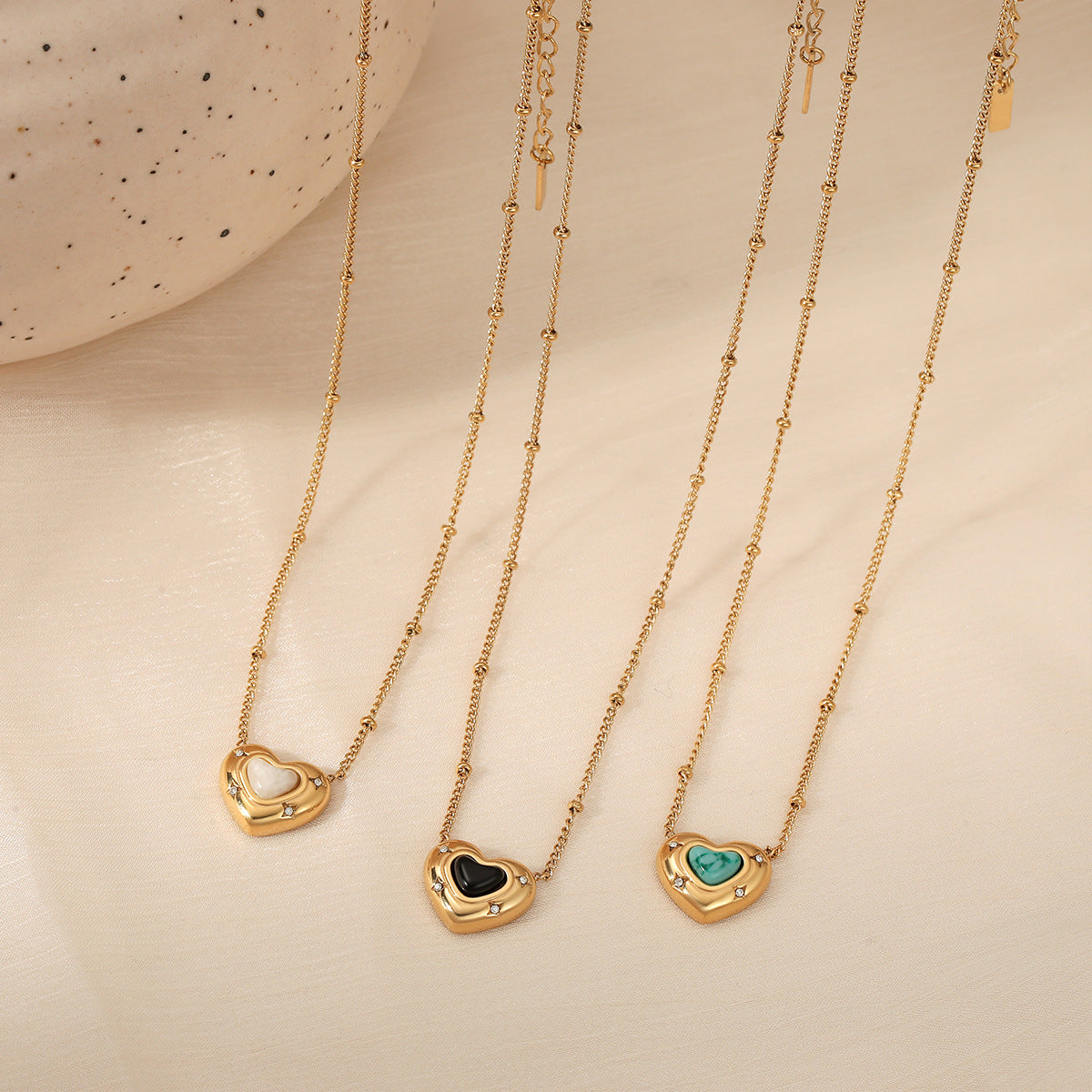 Customizable 18K PVD Gold Plated Stainless Steel Chain Trendy Natural Stone Heart Pendant with White Zircons Necklaces