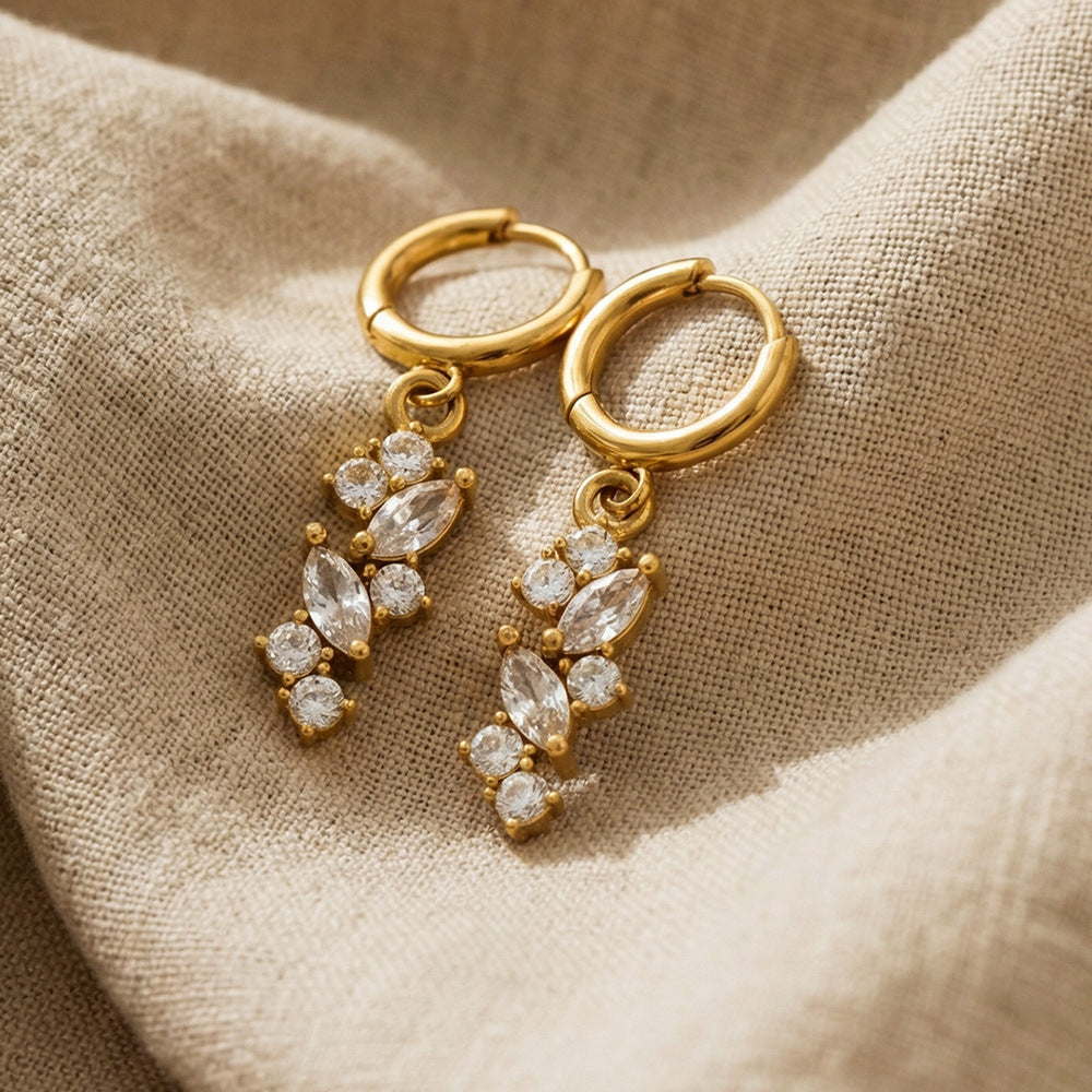 Customizable 18K Gold PVD Plated Long Drop Earrings Zircon Trendy Stainless Steel Jewelry Claw Setting Third Party Certified for