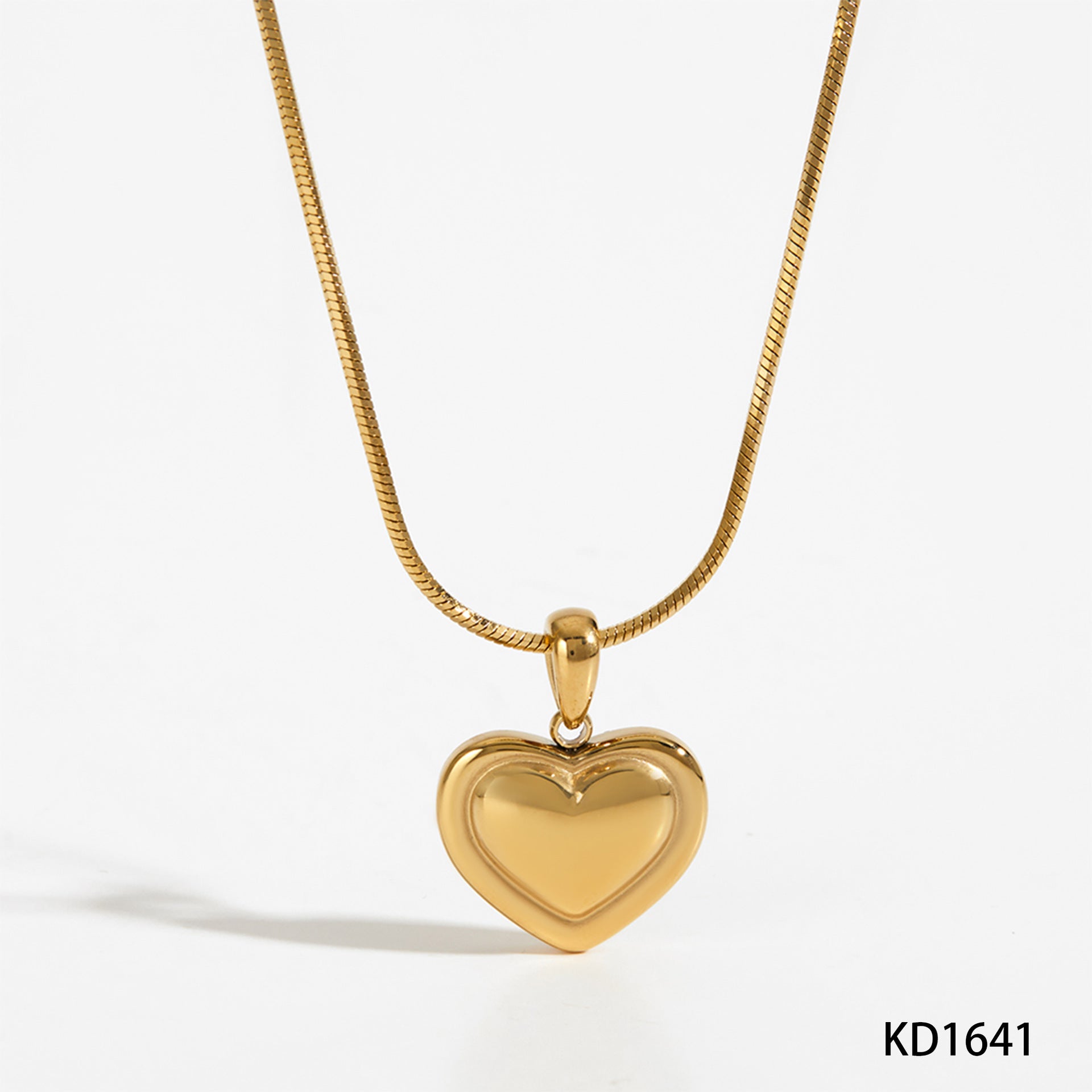 Trendy 18K Gold Plated Stainless Steel Rope Chain Heart Pendant Necklace for Women Party Gift Wholesale