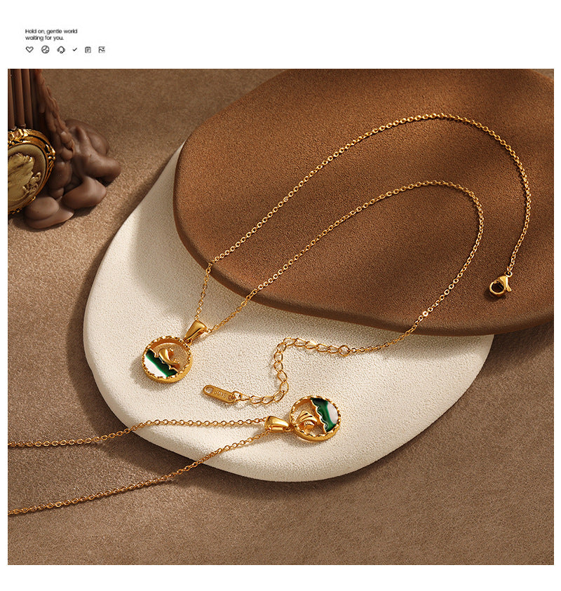 Vintage Unisex Stainless Steel 18K Gold Plated Resin Sea Animal Pendant Necklace with Link Chain-Party Gift