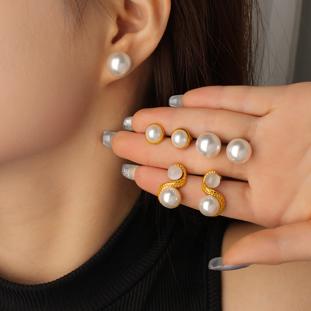 High End Vintage 18K Gold Women's Pearl Stud Earrings Stylish Geometric Pattern Stainless Steel Jewelry Multiple Colors