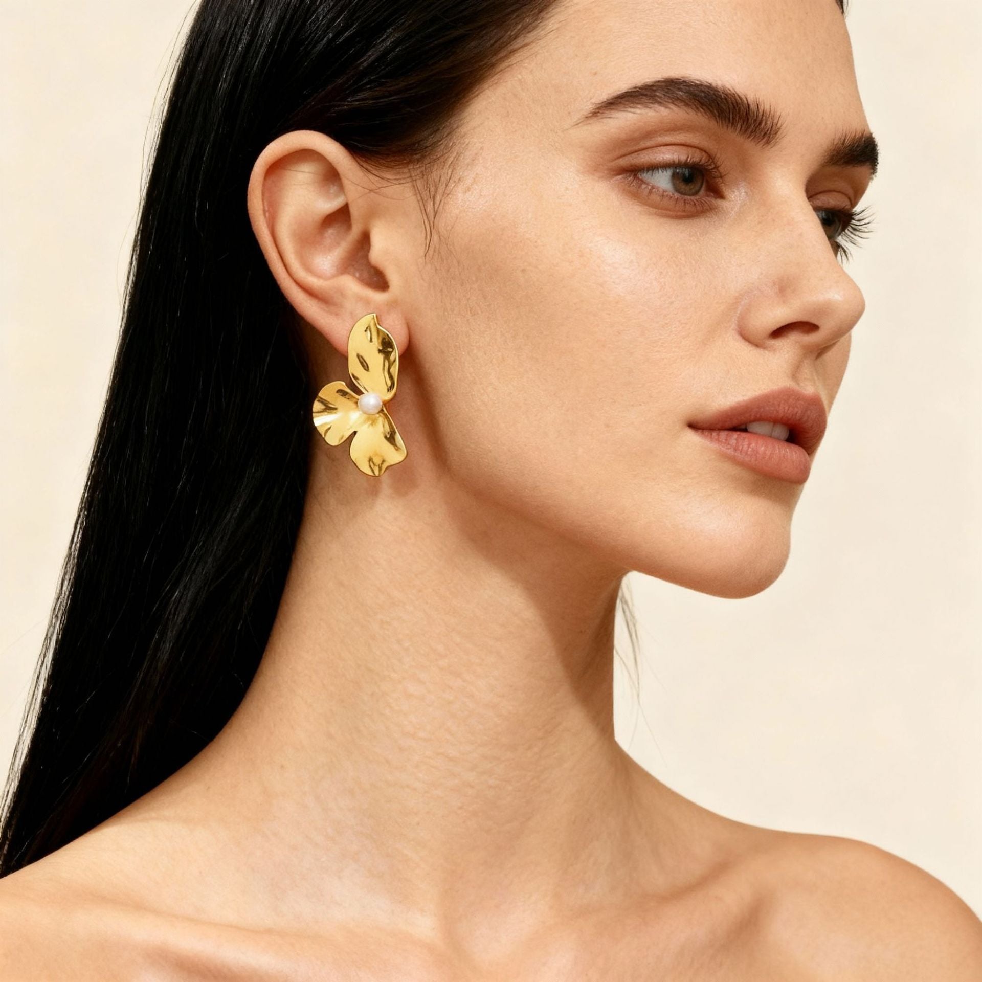 18K Gold Plated Stainless Steel Imitation Pearl Flower Stud Earrings Non-Tarnish Trendy Women's Jewelry Gift for Party Third