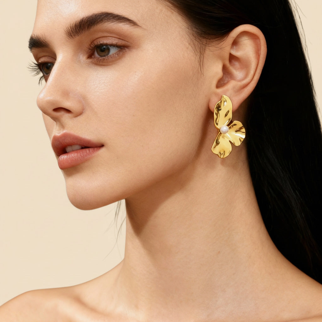 18K Gold Plated Stainless Steel Imitation Pearl Flower Stud Earrings Non-Tarnish Trendy Women's Jewelry Gift for Party Third