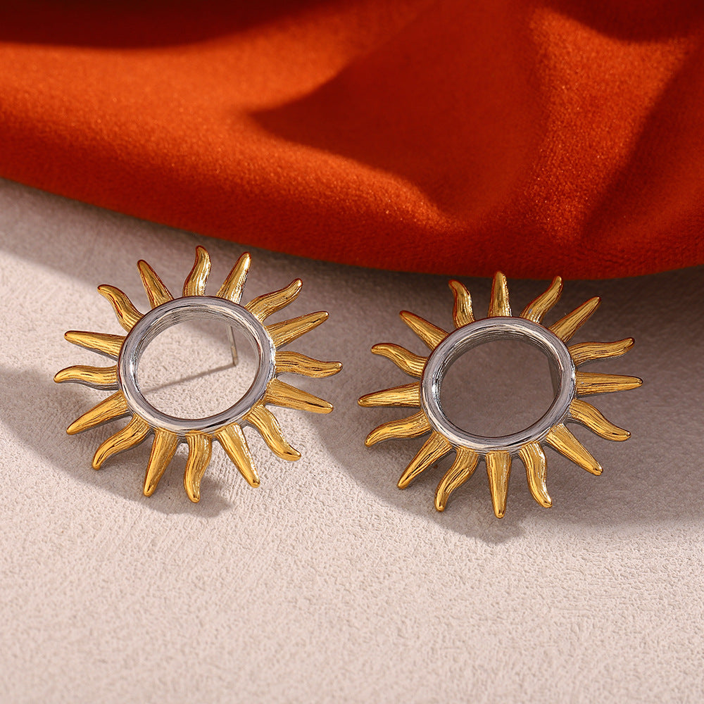 18K Gold Plated PVD Stainless Steel Sun Design Stud Earrings Fashionable Bezel Setting for Party Occasions