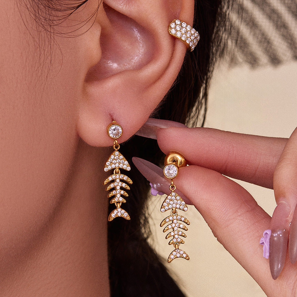 Stainless Steel 18K Gold PVD Plated Fish Stud Earrings Waterproof Hypoallergenic Tarnish-Free White Zircons Trendy Fashion Party