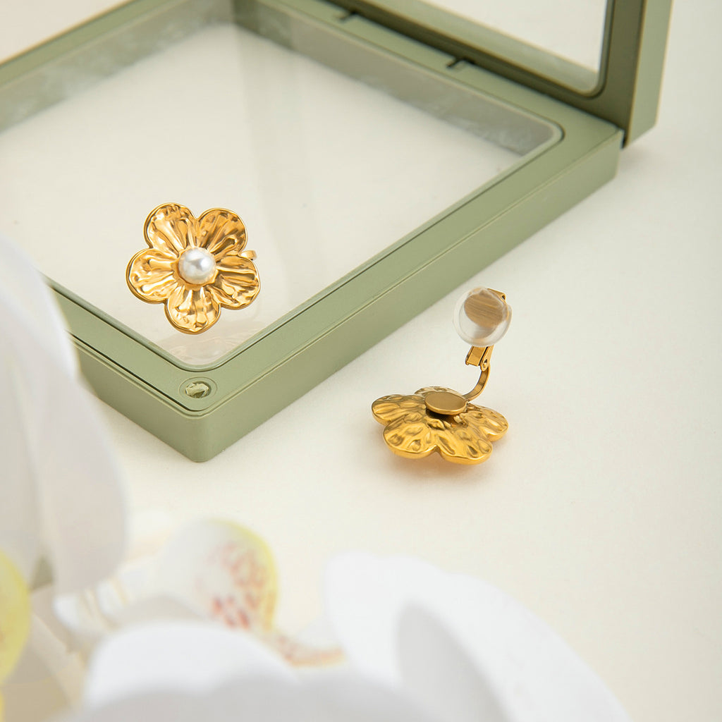 18K Gold PVD Stainless Steel Flower Pearl Clip-on Earrings for Women Unisex Trendy Non-Tarnish Waterproof Hypoallergenic Party