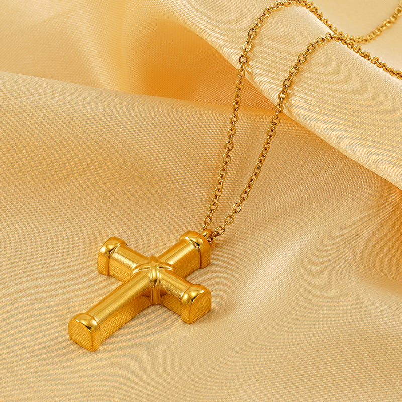 Vintage Cross Pendant Necklace for Unisex Real Gold Plated Stainless Steel with White Zircons Link Chain for Anniversary