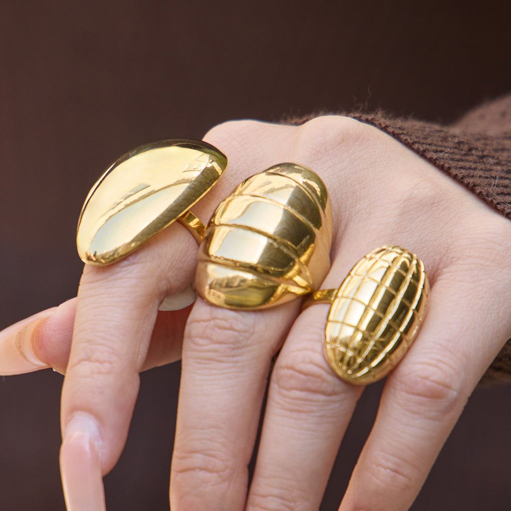 High Polished Stainless Steel Gold Ring for Women 2026 New Arrival  Water Drop Carved Oval Shape Fashion Jewelry Wholesale