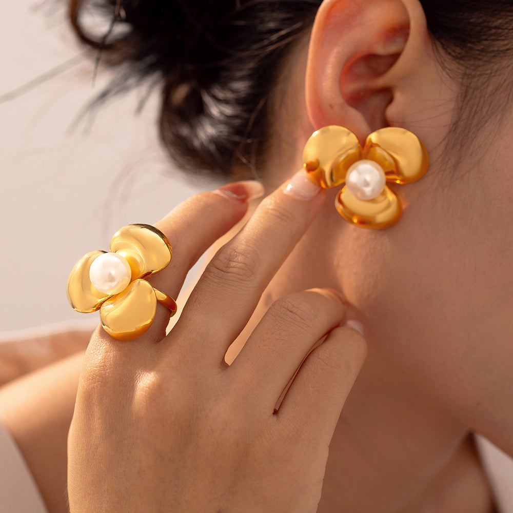 Fashion  Flower Set with Imitation Pearl Ring Earrings Fashion Style Stainless Steel Gold Plated Jewelry Set
