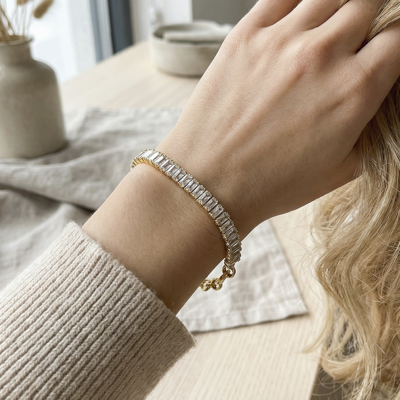 Mili Gorgeous Stainless Steel Patchwork Golden Chain Bracelet Unisex Jewelry Business Gift Model E049 Wholesale
