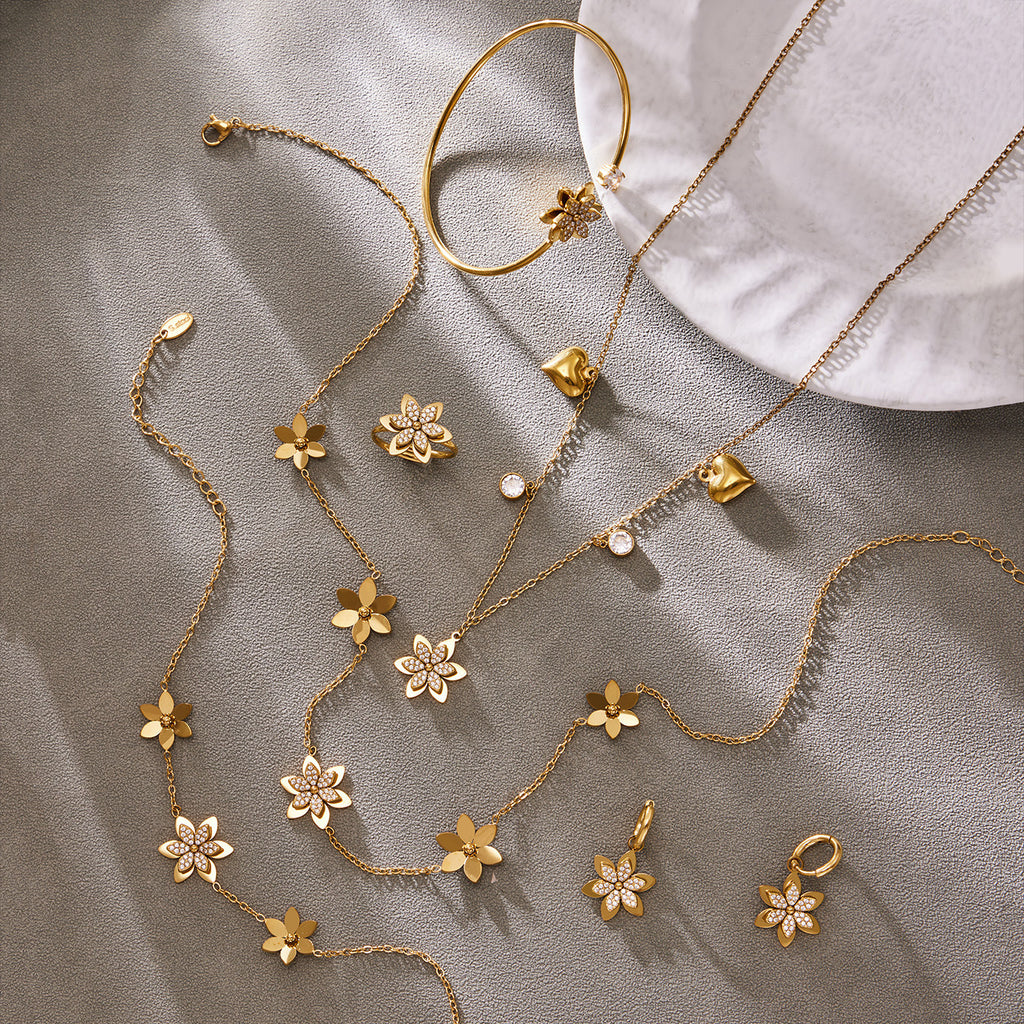 Fashion Elegant 3D Lily Flower Cubic Zirconia Jewelry Suite in Premium Stainless Steel Complete 4-Piece Set for Women