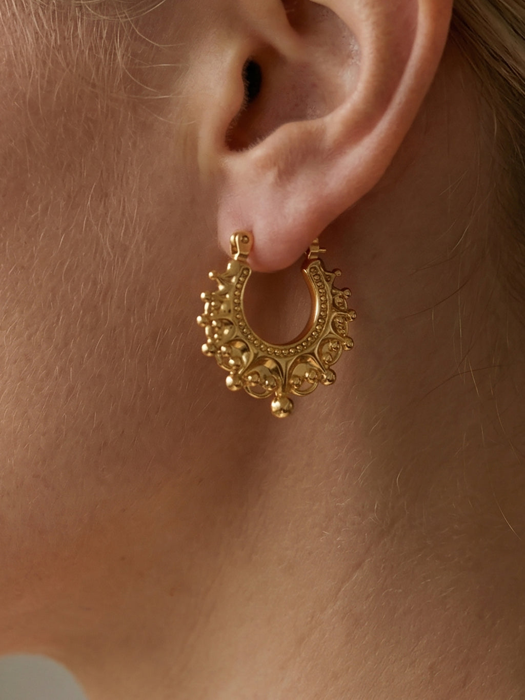 Vintage Gold Crown Earrings  18K Gold Plated  Stainless Steel Chic Women Fashion Jewelry