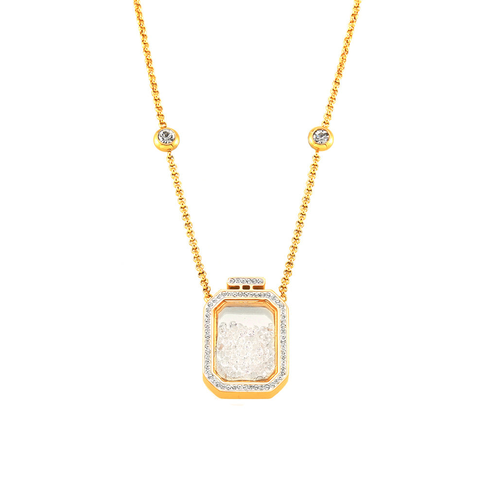 New Box Inset Rhinestone Pendant Stainless Steel Clavicle Chain Sweet Everything Design Light Luxury Sense Necklace Wholesale