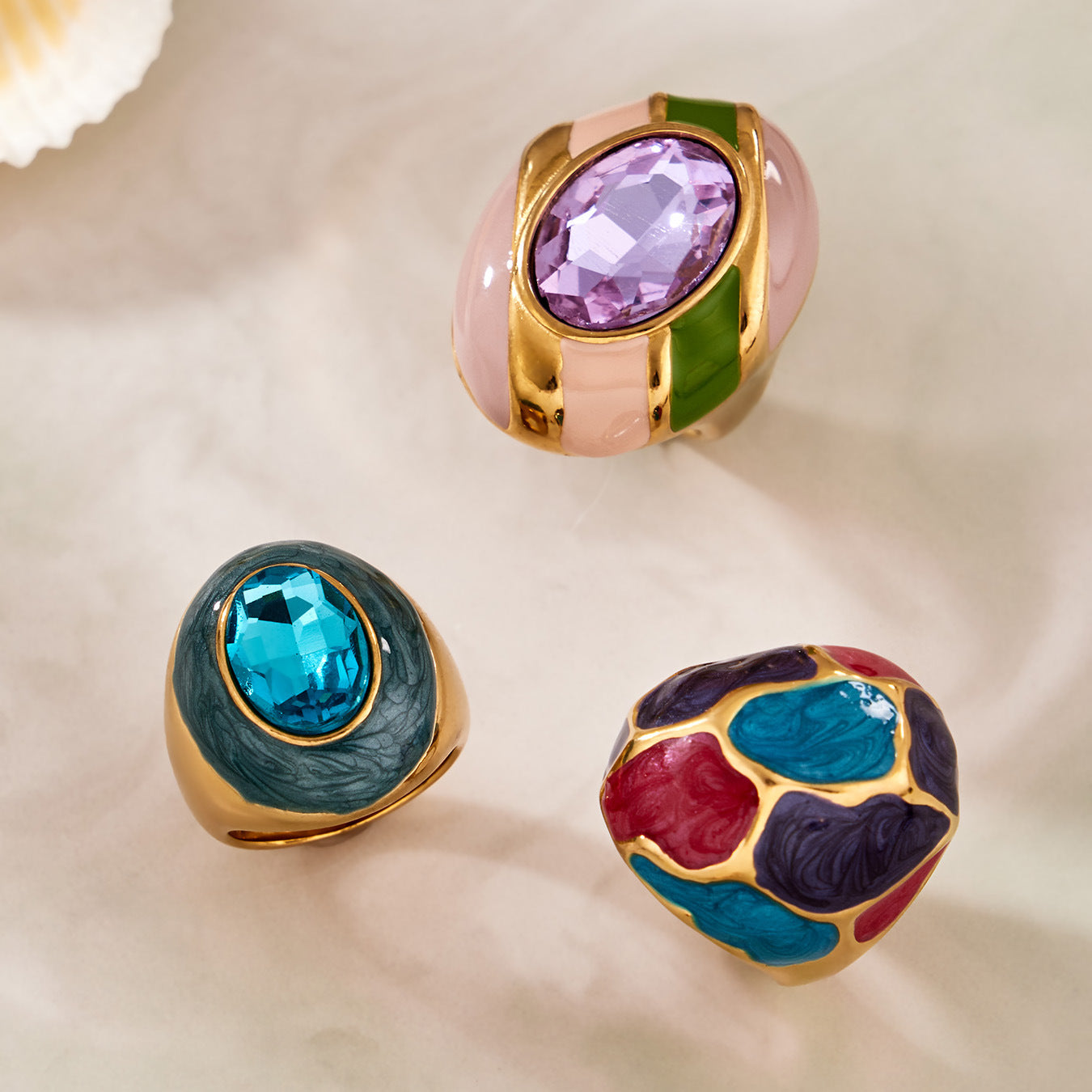 Fashion Class Stainless Steel Ring Waterproof 18K Gold Plated Not Easy to Fade Enamel